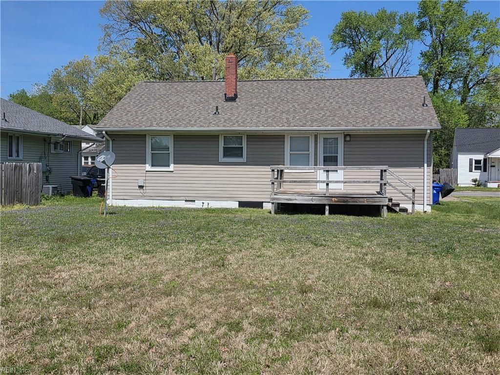 Photo of 100 Dahlgren Avenue #B, Portsmouth, VA 23702 (MLS # 10628916)