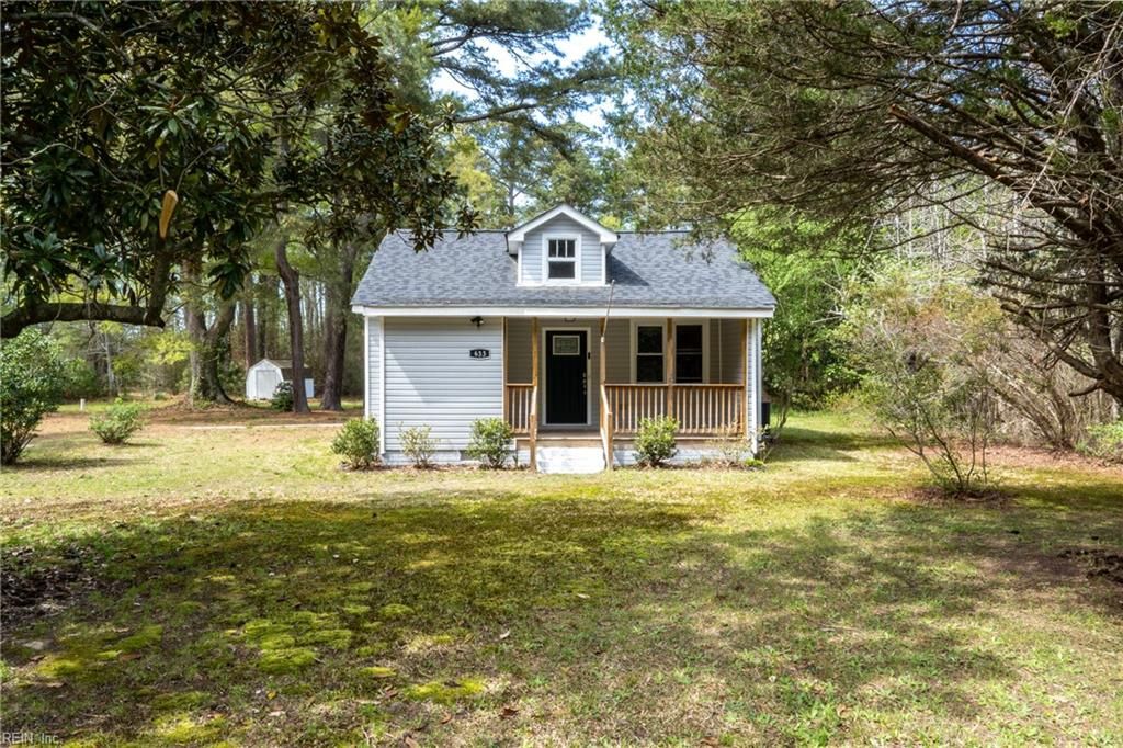 Photo of 633 Fitchetts Wharf Road, Mathews, VA 23109 (MLS # 10628670)