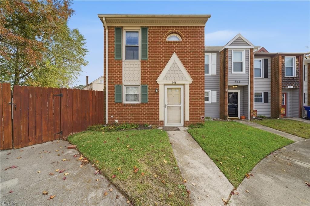 Photo of 948 Amelia Avenue, Portsmouth, VA 23707 (MLS # 10611532)