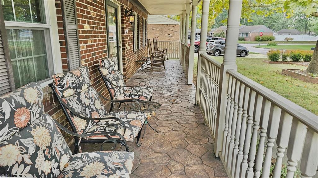 Photo of 3704 Summer Place, Virginia Beach, VA 23453 (MLS # 10654712)