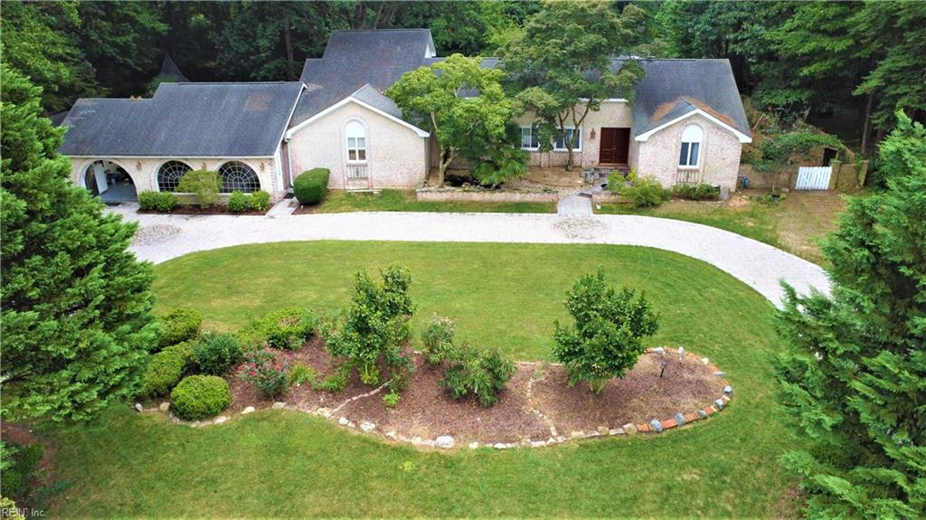 1413 W Little Neck Road RD