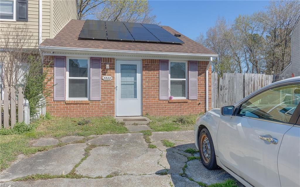 Photo of 3322 Scarborough Way, Virginia Beach, VA 23453 (MLS # 10625806)