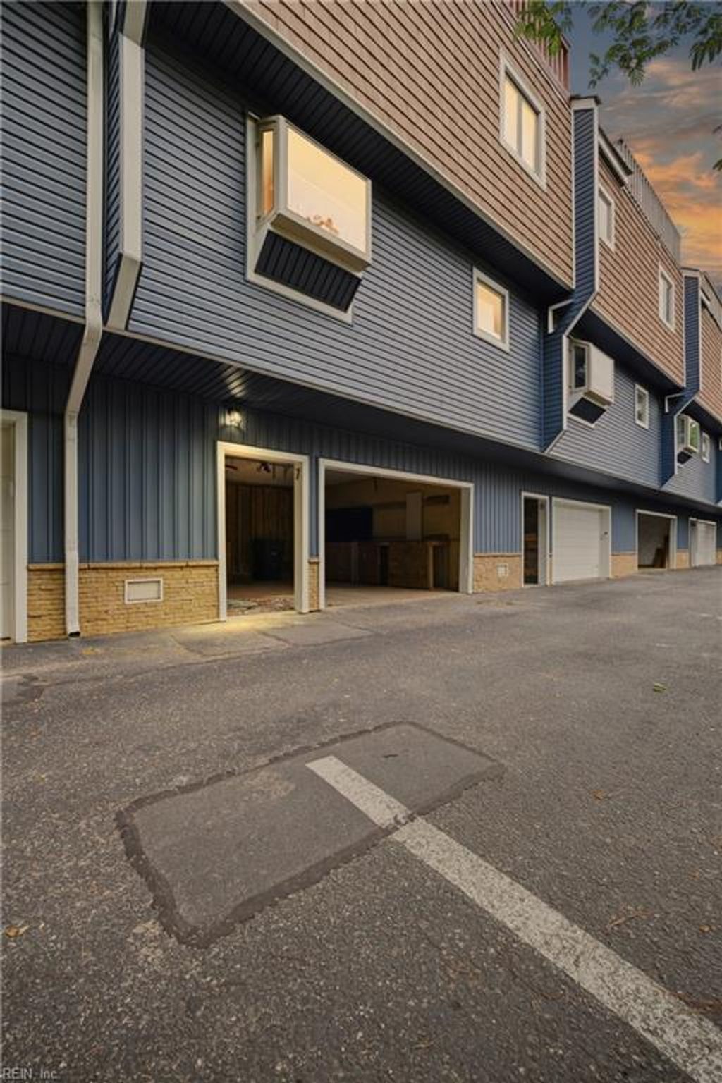 Photo of 1262 W Ocean View Avenue #7, Norfolk, VA 23503 (MLS # 10632973)