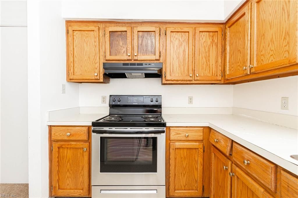 Photo of 1110 Chapel Street #6, Norfolk, VA 23502 (MLS # 10633517)