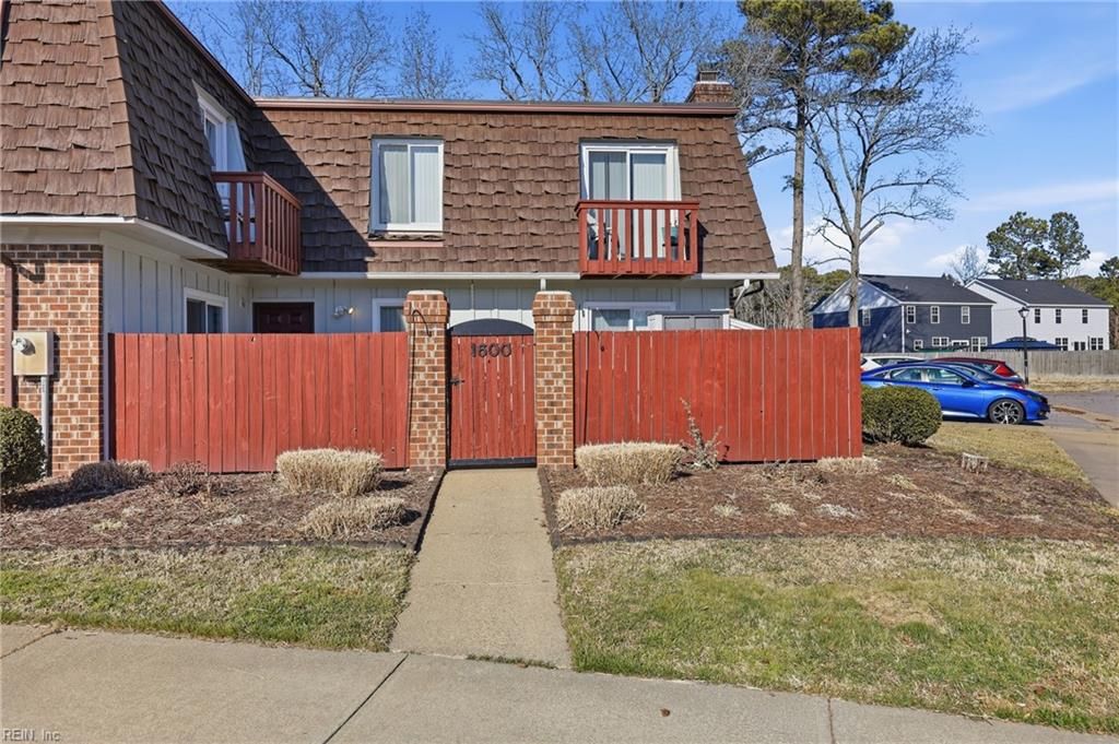 Photo of 1600 Ocean Lakes Court, Virginia Beach, VA 23454 (MLS # 10620402)