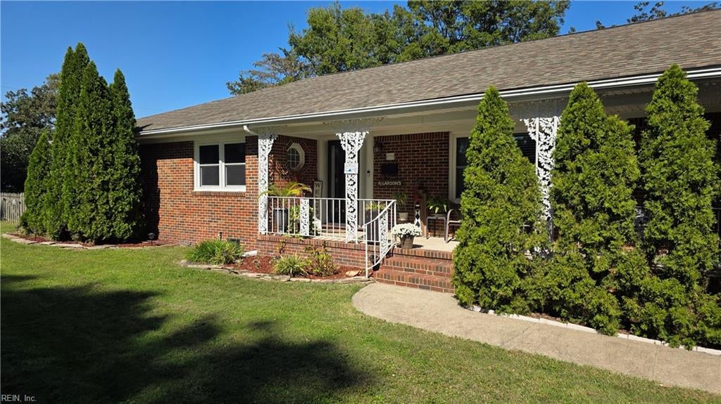 Photo of 3504 N CRESTLINE Drive, Virginia Beach, VA 23464 (MLS # 10657667)