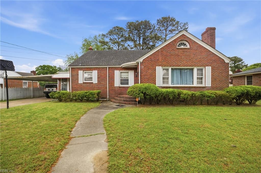 Photo of 4409 Seagrove Road, Portsmouth, VA 23703 (MLS # 10632189)
