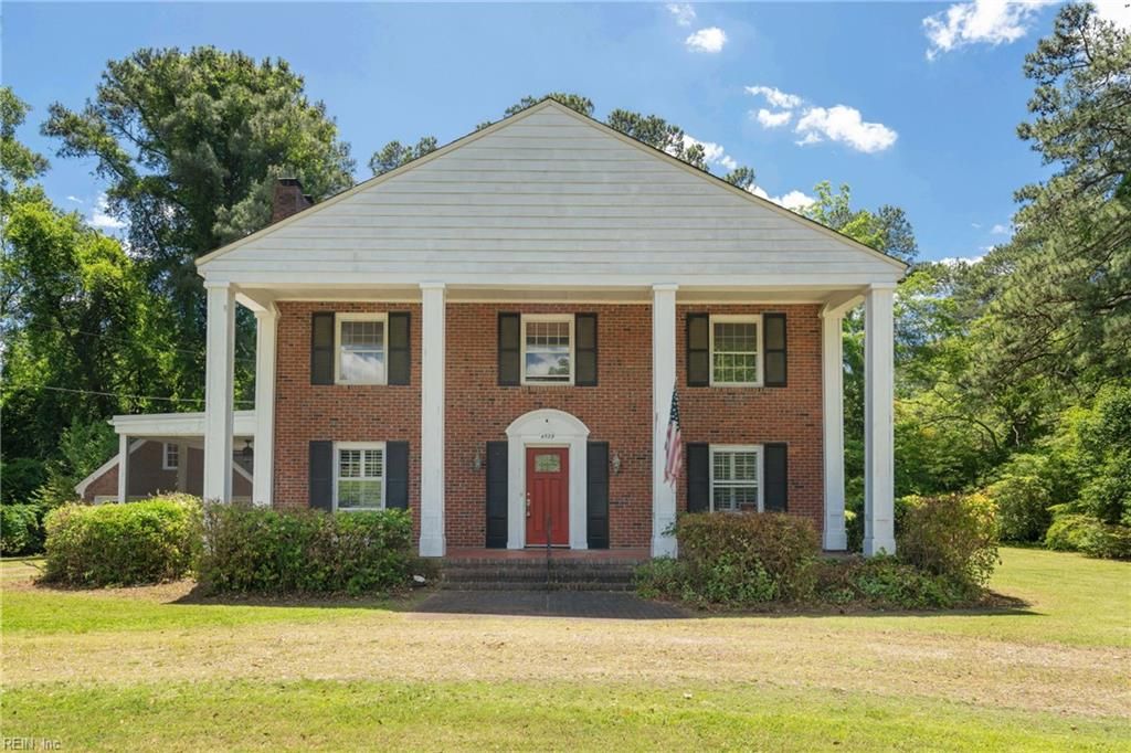Photo of 4529 Duke Drive, Portsmouth, VA 23703 (MLS # 10634903)