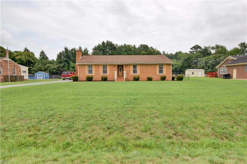 Photo of 704 Chaucer Court, Franklin, VA 23851 (MLS # 10645490)