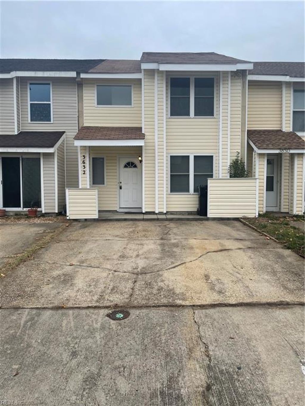 Photo of 3632 Chimney Creek Drive, Virginia Beach, VA 23462 (MLS # 10624391)