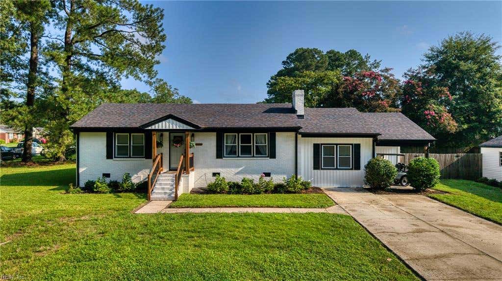Photo of 1620 Colonial Ave Avenue, Suffolk, VA 23434 (MLS # 10647255)
