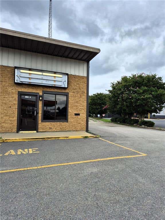 Photo of 335 Centerville Turnpike S #F, Chesapeake, VA 23322 (MLS # 10642406)