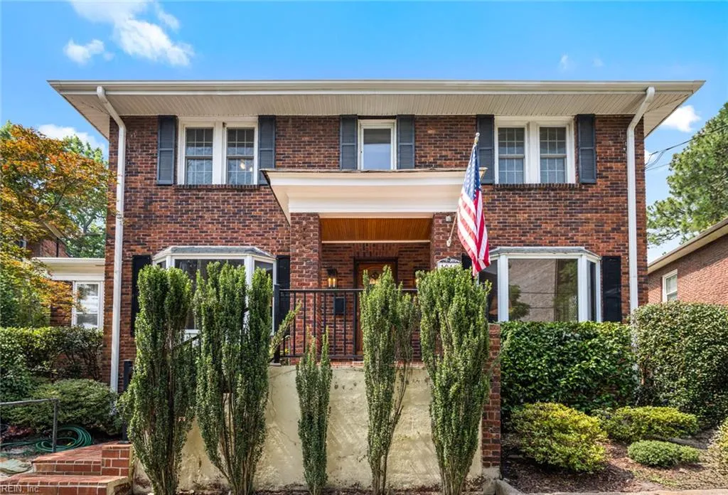 Norfolk, Virginia 23507, United States, 3 Bedrooms Bedrooms, ,3 BathroomsBathrooms,Residential,Active,160840