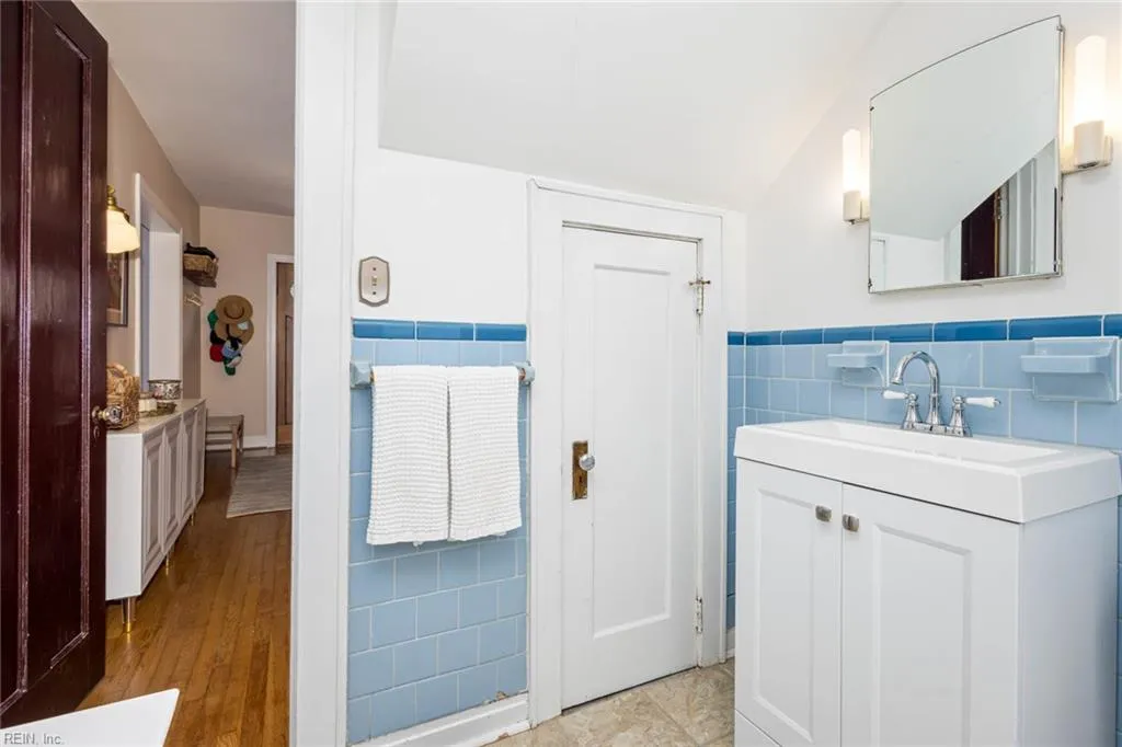 Norfolk, Virginia 23507, United States, 3 Bedrooms Bedrooms, ,3 BathroomsBathrooms,Residential,Active,160840