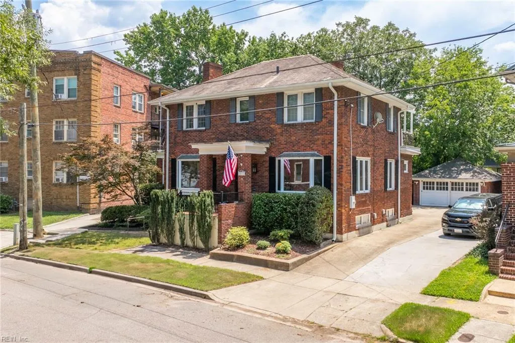 Norfolk, Virginia 23507, United States, 3 Bedrooms Bedrooms, ,3 BathroomsBathrooms,Residential,Active,160840