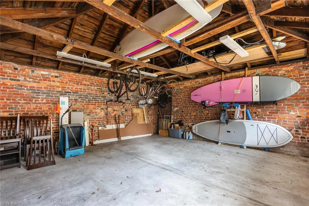 Norfolk, Virginia 23507, United States, 3 Bedrooms Bedrooms, ,3 BathroomsBathrooms,Residential,Active,160840