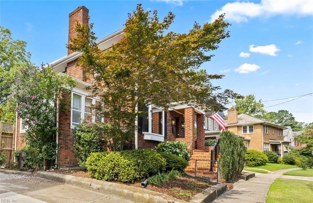 Norfolk, Virginia 23507, United States, 3 Bedrooms Bedrooms, ,3 BathroomsBathrooms,Residential,Active,160840