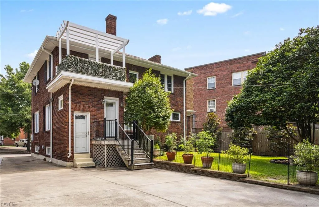 Norfolk, Virginia 23507, United States, 3 Bedrooms Bedrooms, ,3 BathroomsBathrooms,Residential,Active,160840