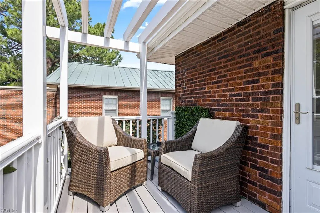 Norfolk, Virginia 23507, United States, 3 Bedrooms Bedrooms, ,3 BathroomsBathrooms,Residential,Active,160840