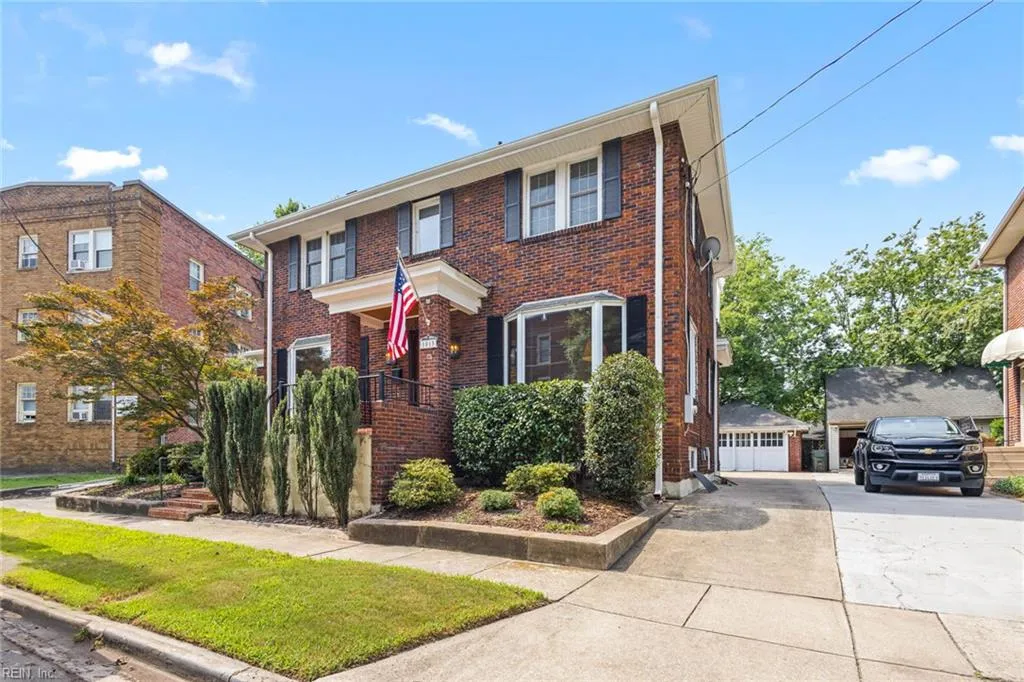 Norfolk, Virginia 23507, United States, 3 Bedrooms Bedrooms, ,3 BathroomsBathrooms,Residential,Active,160840