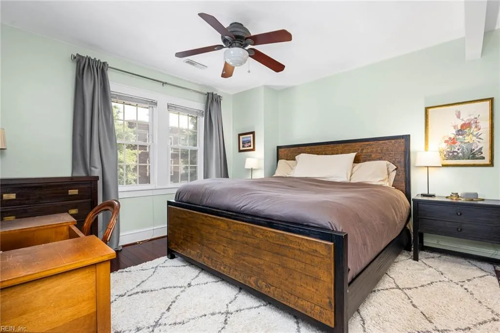 Norfolk, Virginia 23507, United States, 3 Bedrooms Bedrooms, ,3 BathroomsBathrooms,Residential,Active,160840