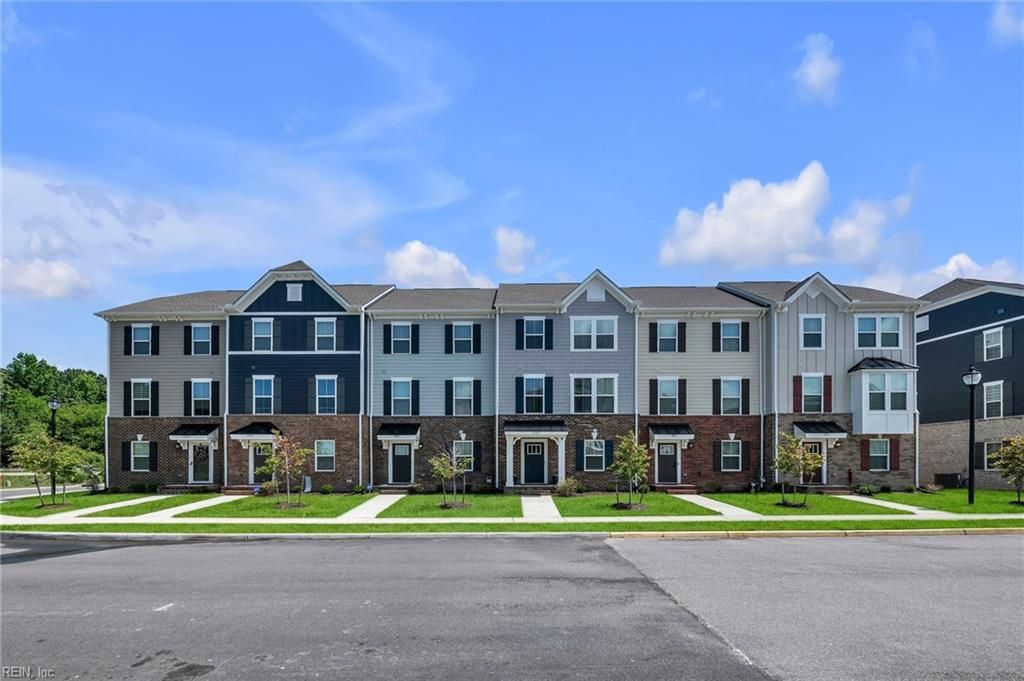 Photo of 1207 Worden Way, Suffolk, VA 23435 (MLS # 10614815)