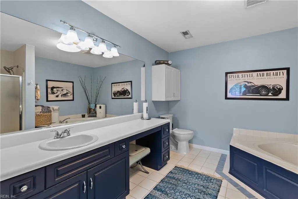 Virginia Beach, Virginia 23454, United States, 2 Bedrooms Bedrooms, ,3 BathroomsBathrooms,Residential,Active,178231