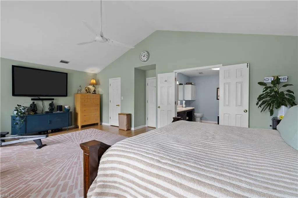 Virginia Beach, Virginia 23454, United States, 2 Bedrooms Bedrooms, ,3 BathroomsBathrooms,Residential,Active,178231