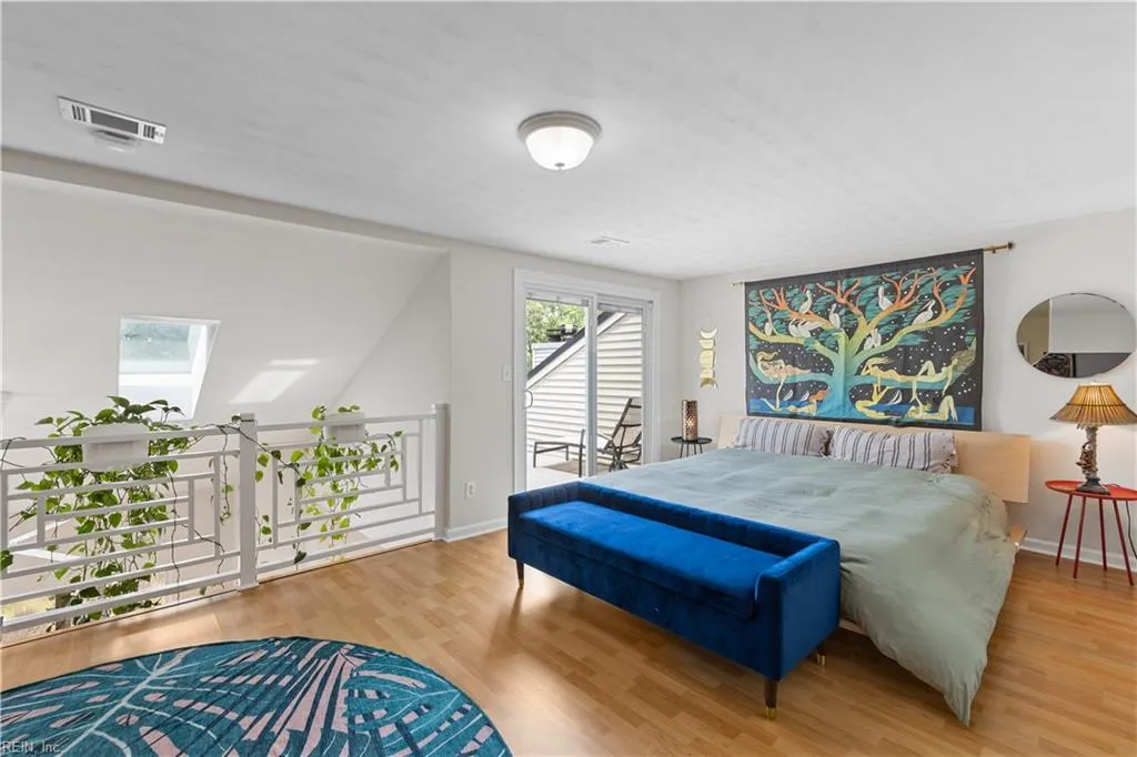 Virginia Beach, Virginia 23454, United States, 2 Bedrooms Bedrooms, ,3 BathroomsBathrooms,Residential,Active,178231