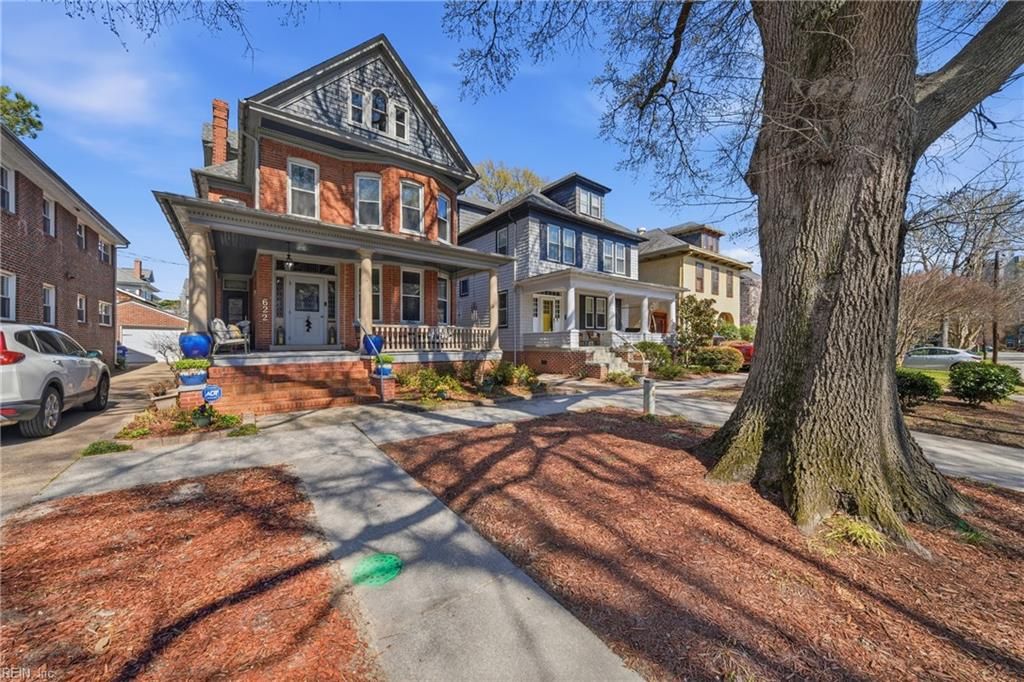 Photo of 622 Maury Avenue, Norfolk, VA 23517 (MLS # 10626138)