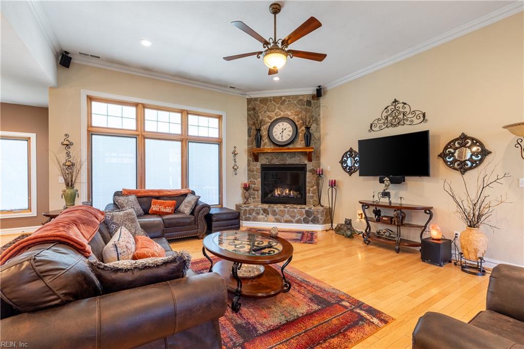 1717 Mount Airy CT