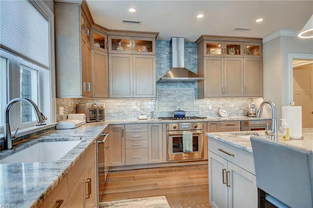 Virginia Beach, Virginia 23451, United States, 3 Bedrooms Bedrooms, ,3 BathroomsBathrooms,Residential,Active,77364