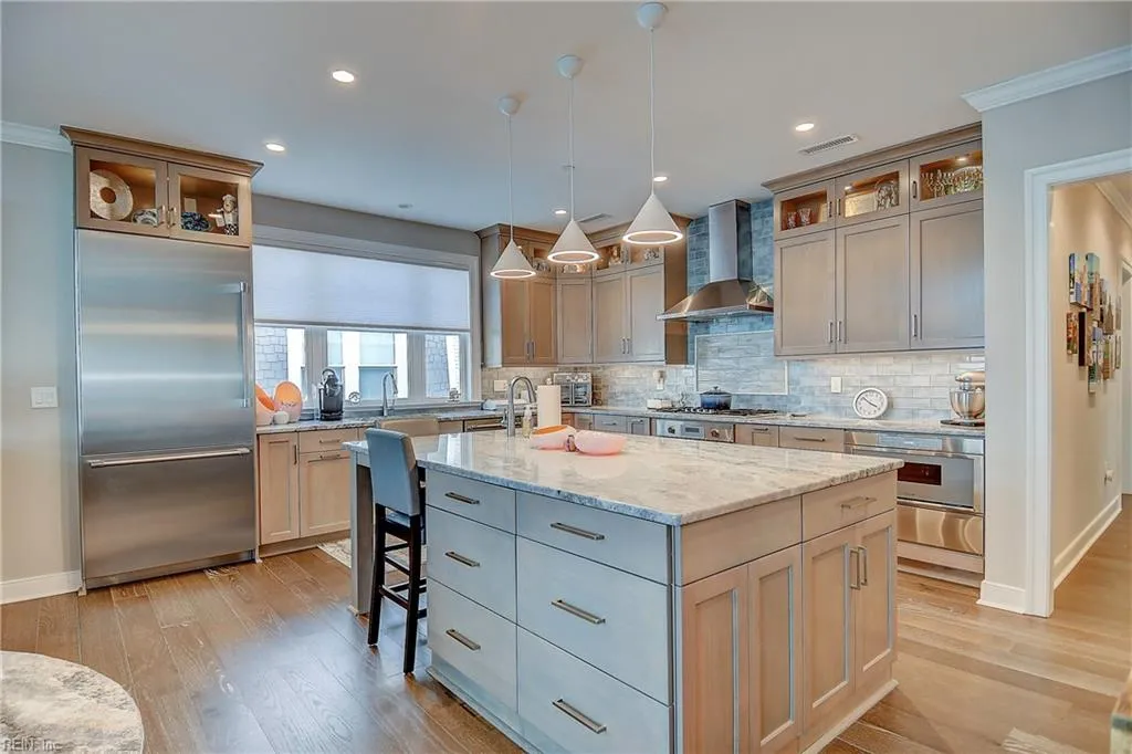 Virginia Beach, Virginia 23451, United States, 3 Bedrooms Bedrooms, ,3 BathroomsBathrooms,Residential,Active,77364