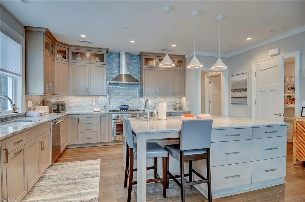 Virginia Beach, Virginia 23451, United States, 3 Bedrooms Bedrooms, ,3 BathroomsBathrooms,Residential,Active,77364