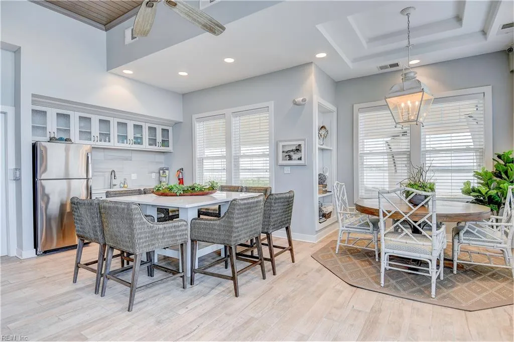 Virginia Beach, Virginia 23451, United States, 3 Bedrooms Bedrooms, ,3 BathroomsBathrooms,Residential,Active,77364