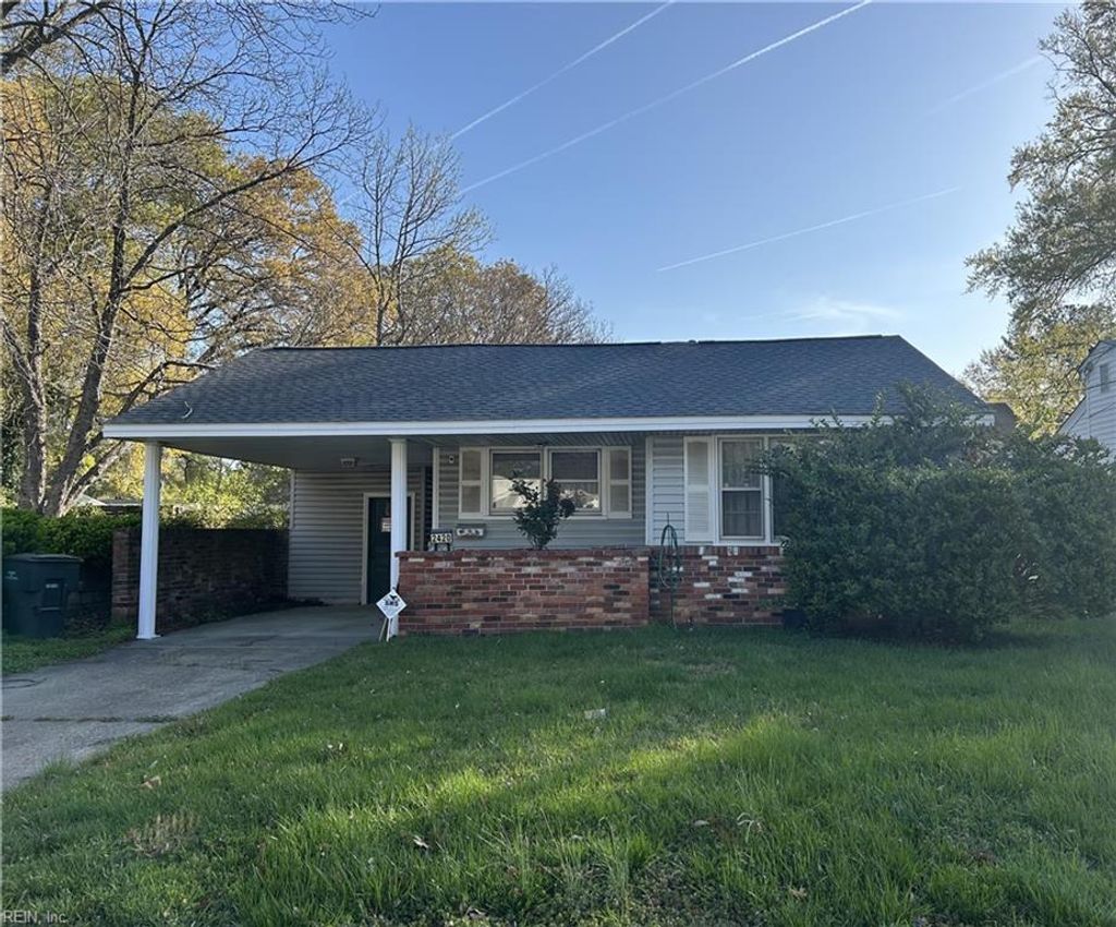 Photo of 2420 Juniper Street, Norfolk, VA 23513 (MLS # 10632236)
