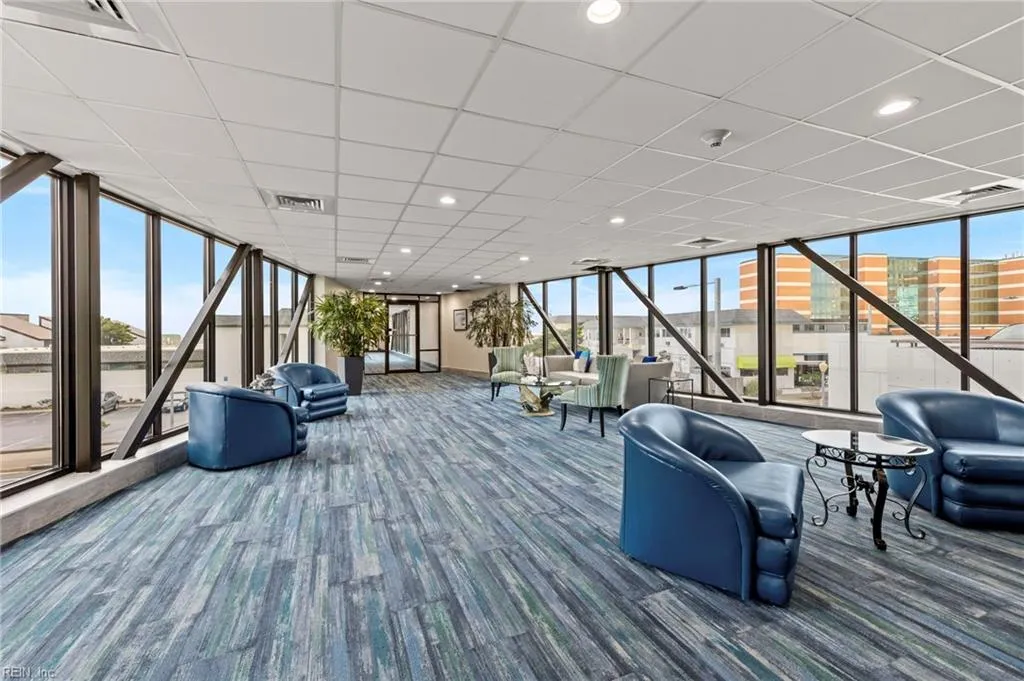 Virginia Beach, Virginia 23451, United States, 2 Bedrooms Bedrooms, ,2 BathroomsBathrooms,Residential,Active,100387