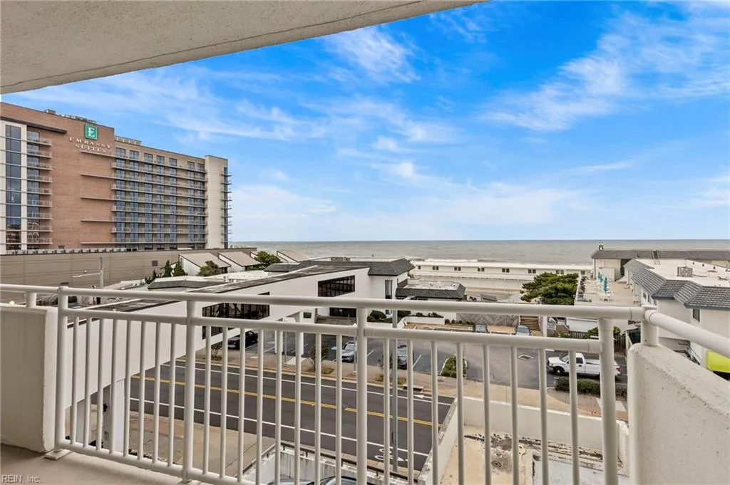 Virginia Beach, Virginia 23451, United States, 2 Bedrooms Bedrooms, ,2 BathroomsBathrooms,Residential,Active,100387