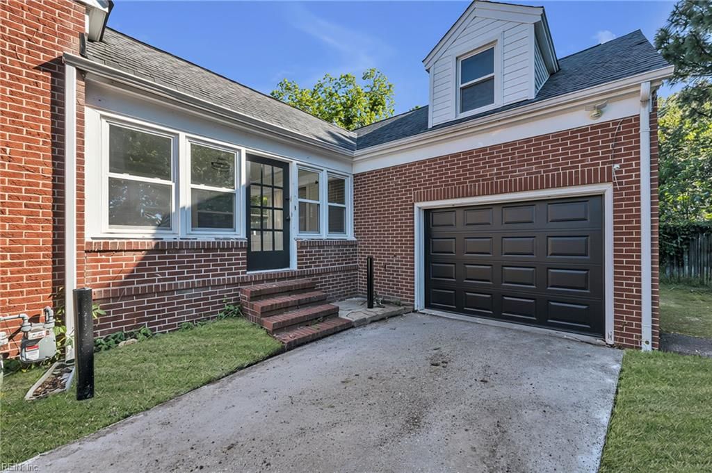 Photo of 12 McDonald Road, Hampton, VA 23669 (MLS # 10634337)