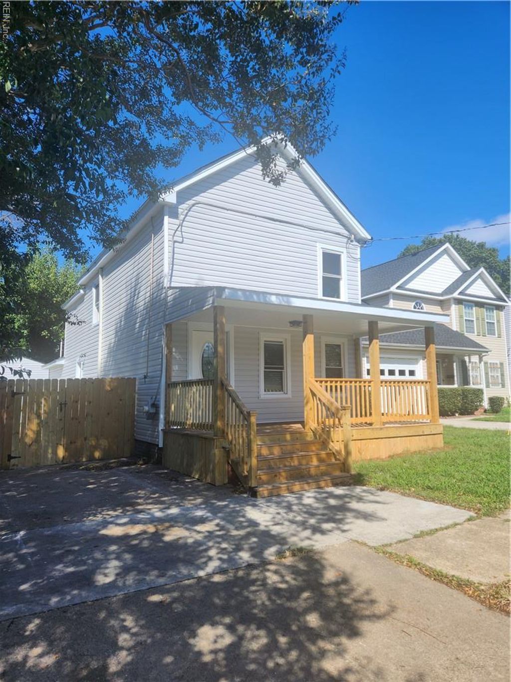 Photo of 1430 W 26th Street, Norfolk, VA 23513 (MLS # 10617772)