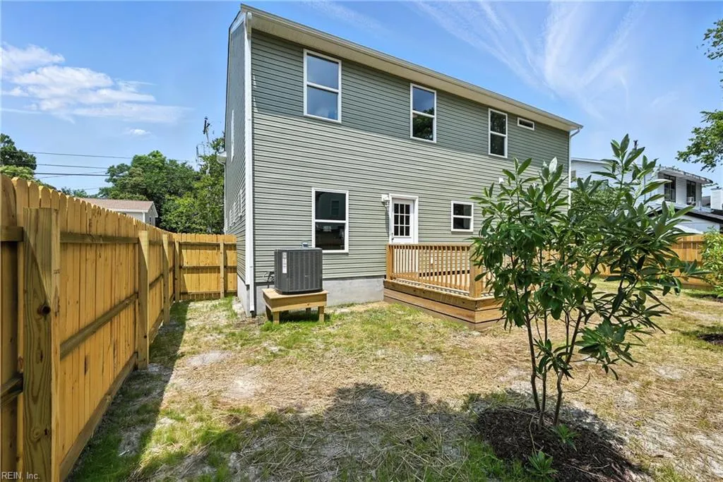 Norfolk, Virginia 23513, United States, 4 Bedrooms Bedrooms, ,3 BathroomsBathrooms,Residential,Active,144345