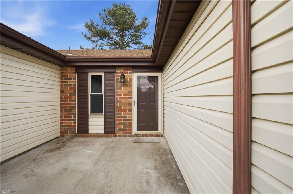 Photo of 1253 Sir Kay Drive, Chesapeake, VA 23323 (MLS # 10613155)