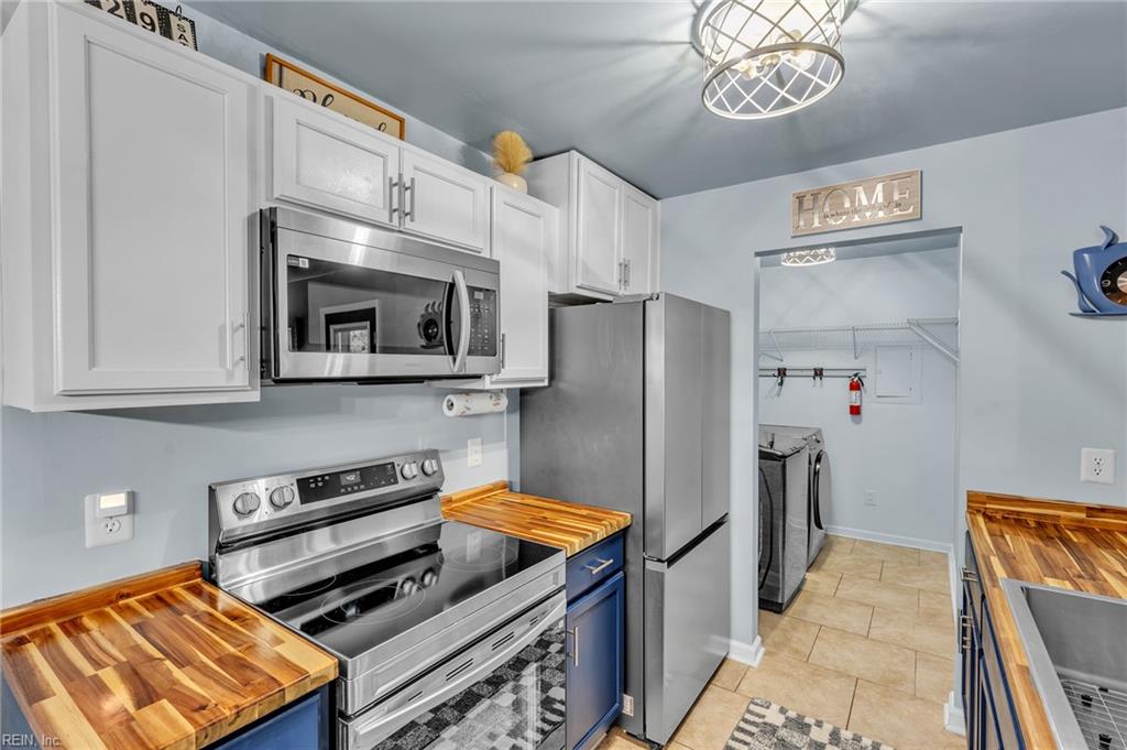 Photo of 613 Crows Nest Court, Virginia Beach, VA 23462 (MLS # 10655629)