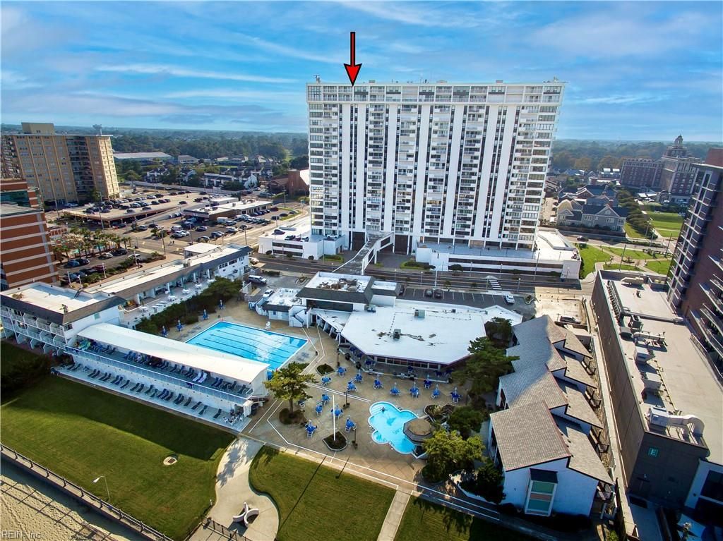 Photo of 4004 Atlantic Avenue #PH 3, Virginia Beach, VA 23451 (MLS # 10615898)