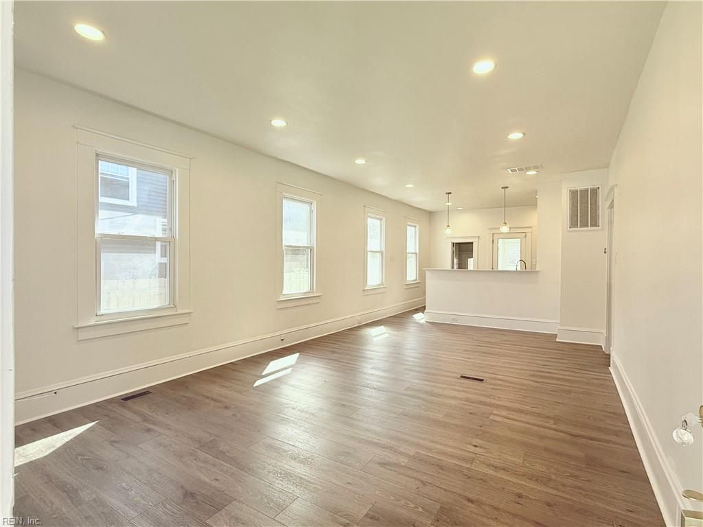 Photo of 429 Lee Street, Hampton, VA 23669 (MLS # 10604769)