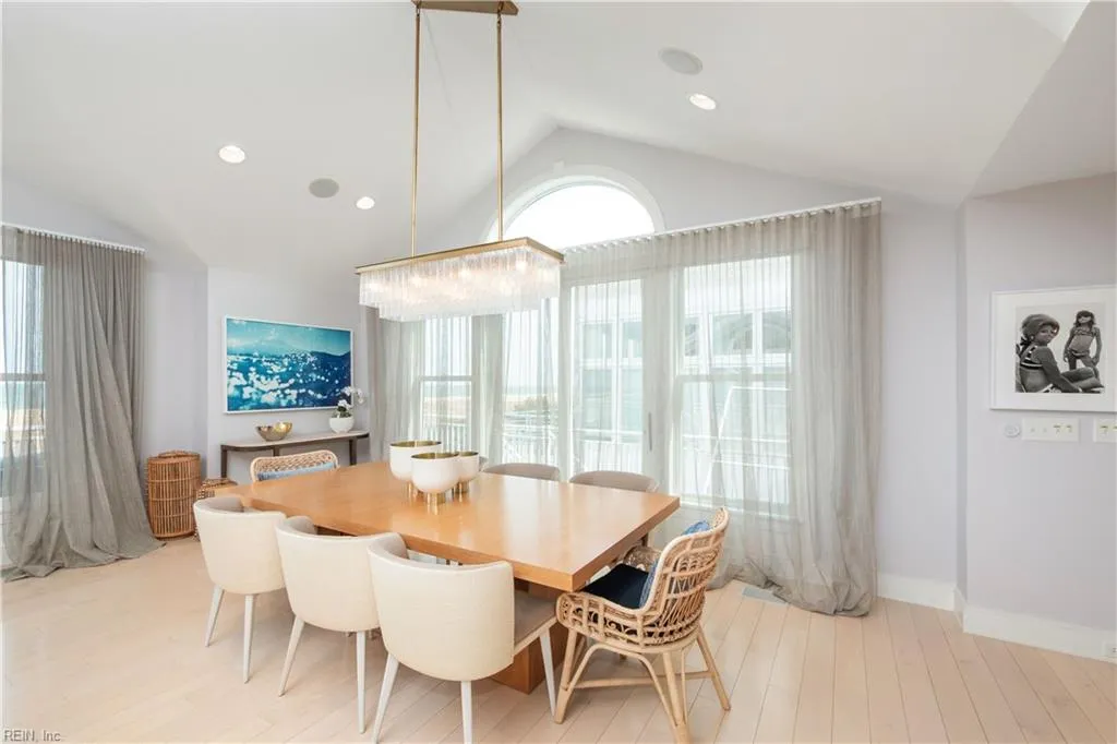 Virginia Beach, Virginia 23451, United States, 6 Bedrooms Bedrooms, ,7 BathroomsBathrooms,Residential,Active,104056