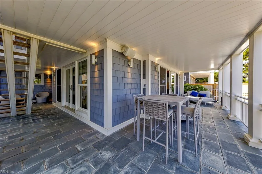 Virginia Beach, Virginia 23451, United States, 6 Bedrooms Bedrooms, ,7 BathroomsBathrooms,Residential,Active,104056