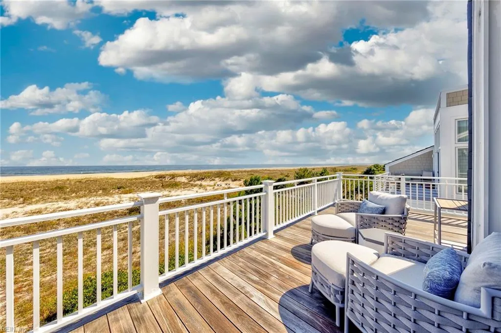 Virginia Beach, Virginia 23451, United States, 6 Bedrooms Bedrooms, ,7 BathroomsBathrooms,Residential,Active,104056