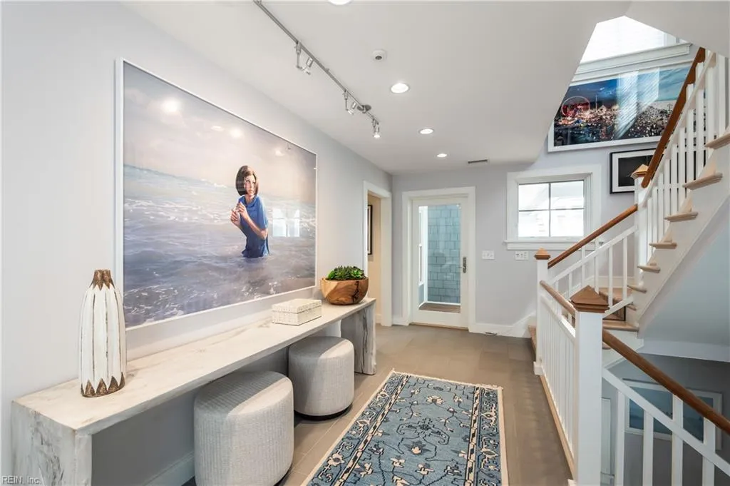 Virginia Beach, Virginia 23451, United States, 6 Bedrooms Bedrooms, ,7 BathroomsBathrooms,Residential,Active,104056