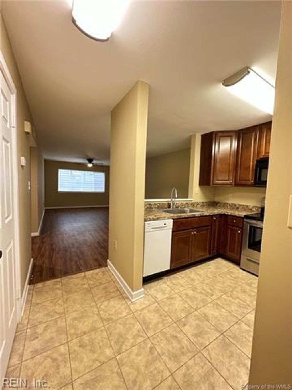 Photo of 1203 Jamestown Road #E-1, Williamsburg, VA 23185 (MLS # 10634476)